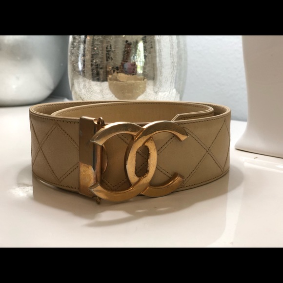 CHANEL Accessories - Vintage Cc Logo Quilted Leather
